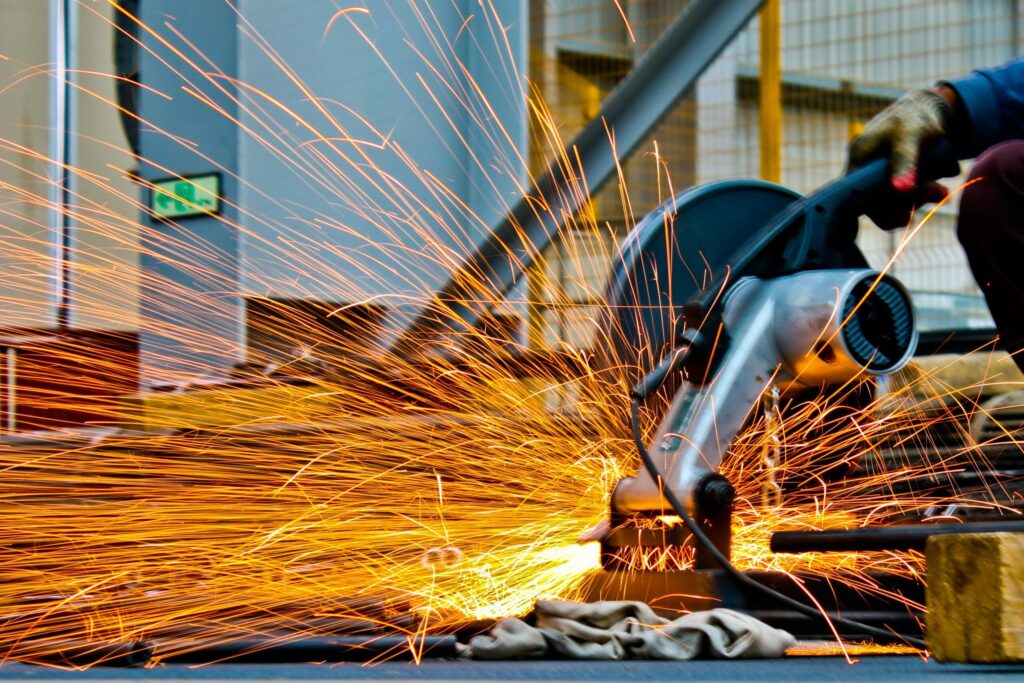 US tariffs trigger layoffs in Canadian steel and aluminium sector