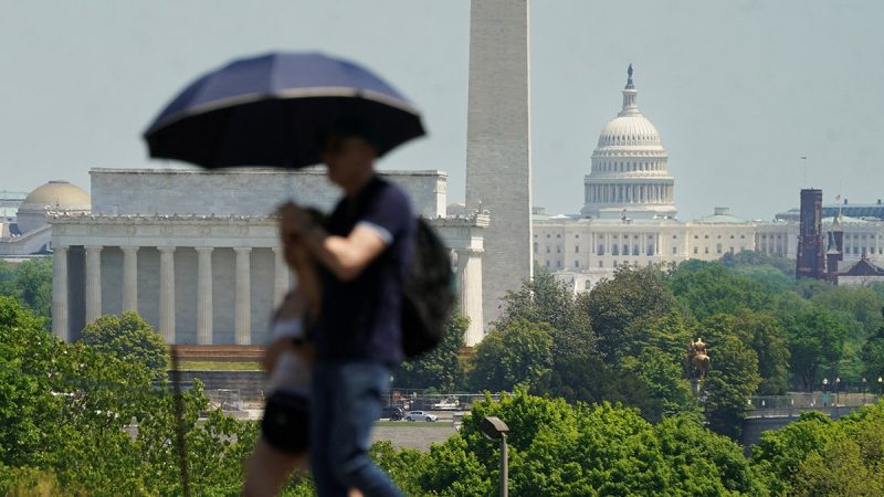 Big government, big problems: Public corruption highest in places with large bureaucracies, report says