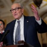 Democrats refuse to budge over Obamacare fight as shutdown drags on