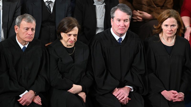 5 Supreme Court justices skip Trump State of the Union after key tariff ruling